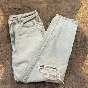 American Eagle Ripped Straight Leg Jeans
